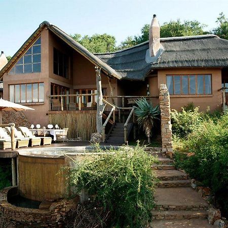 Impodimo Game Lodge Защитен резерват „Мадикве“ Екстериор снимка
